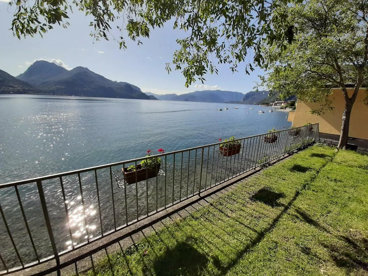 Villa Del Pescatore San Siro  Italy